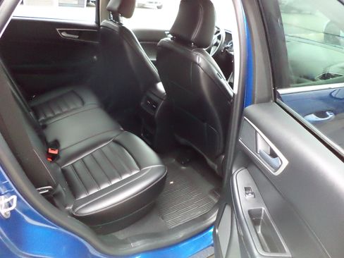 Used 2024 Ford Edge SEL AWD/4WD image 7