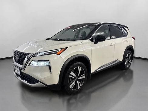Used 2022 Nissan Rogue Platinum w/ Head-Up Display Package AWD/4WD image 4