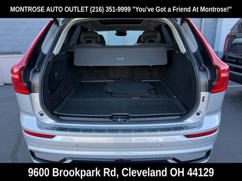 Used 2024 Volvo XC60 T8 Ultimate w/ Protection Package Premier image 39