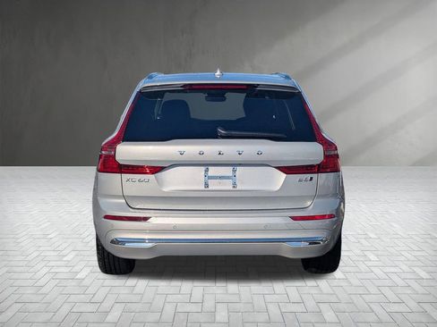 Used 2023 Volvo XC60 B6 Ultimate w/ Climate Package image 6