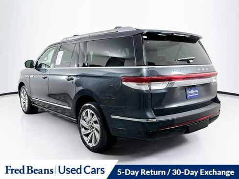 Certified 2023 Lincoln Navigator L Reserve AWD/4WD image 6