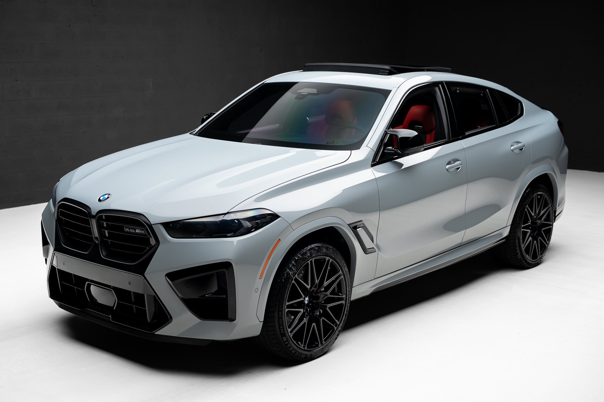 Used 2024 BMW X6 M Competition w/ Executive Package AWD/4WD image 5