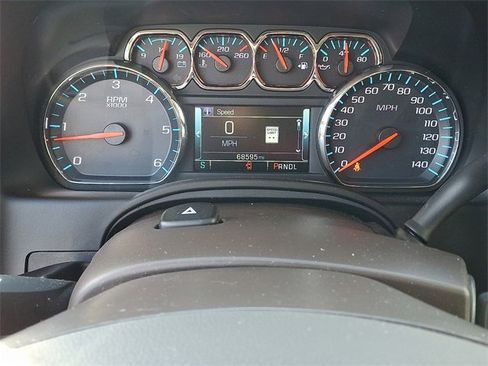 Used 2019 Chevrolet Tahoe LT image 19