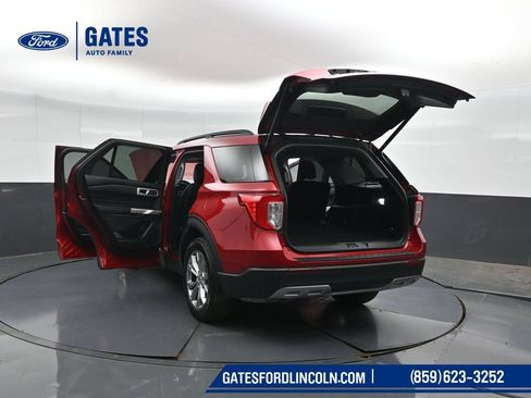 Used 2023 Ford Explorer XLT w/ Equipment Group 202A AWD/4WD image 58