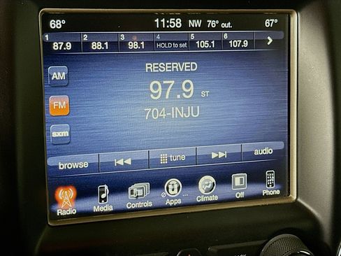 Used 2017 Jeep Grand Cherokee Laredo w/ Quick Order Package 23E AWD/4WD image 21
