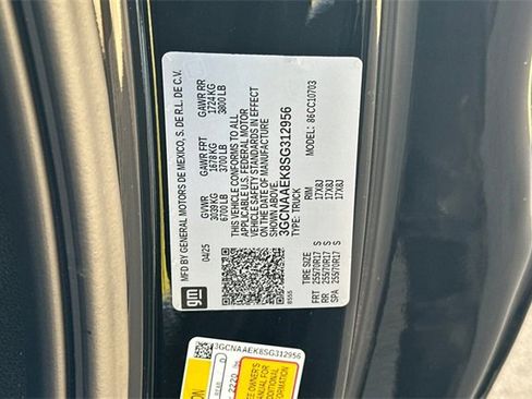 Used 2025 Chevrolet Silverado 1500 W/T w/ Trailering Package image 29