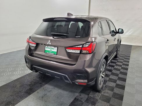 Used 2020 Mitsubishi Outlander Sport SE AWD/4WD image 9