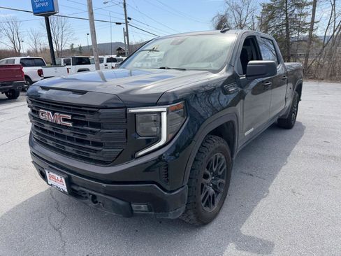 Used 2024 GMC Sierra 1500 Elevation AWD/4WD image 2