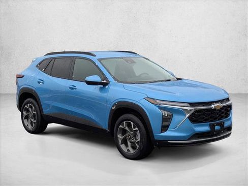 New 2026 Chevrolet Trax LT w/ LT Convenience Package image 6