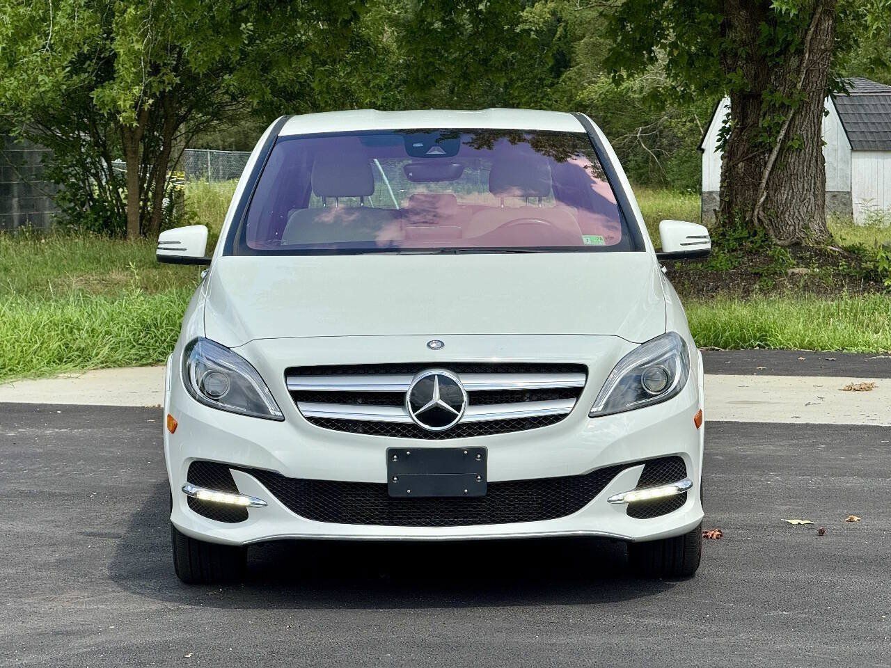 Used 2015 Mercedes-Benz B 250e image 2