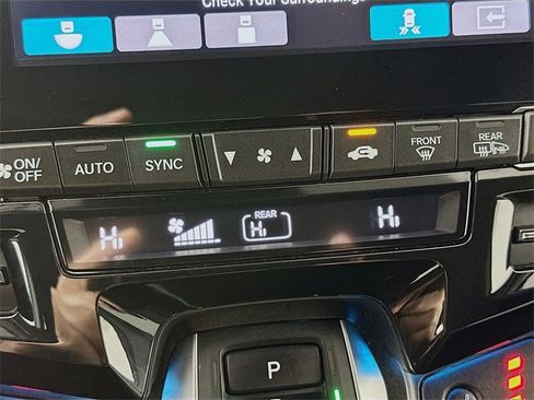 Certified 2023 Honda Odyssey Touring image 27