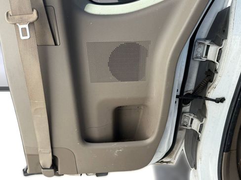 Used 2008 Nissan Frontier SE w/ SE Value Truck Pkg image 32