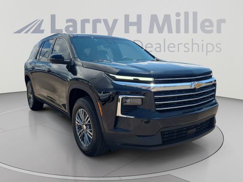 Certified 2026 Chevrolet Traverse LT w/ Driver Confidence Package AWD/4WD image 7