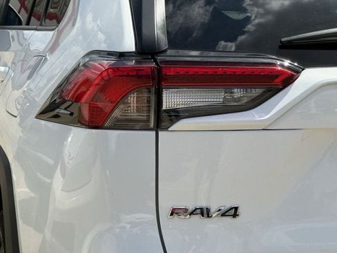 Used 2025 Toyota RAV4 XLE FWD image 6