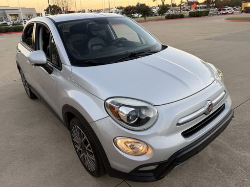 Used 2016 FIAT 500X Trekking image 2