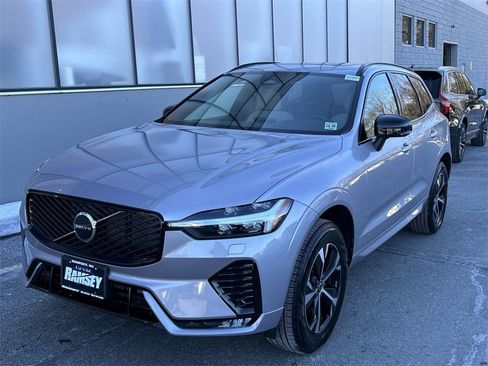 New 2026 Volvo XC60 B5 Core w/ Climate Package image 1