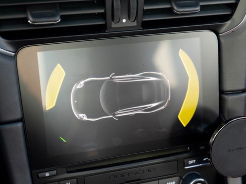 Used 2017 Porsche 911 Carrera 4S image 16