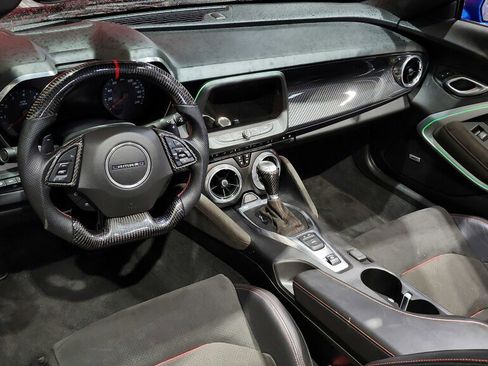 Used 2018 Chevrolet Camaro ZL1 RWD image 20