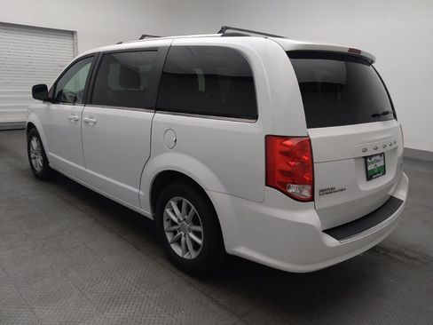 Used 2019 Dodge Grand Caravan SXT image 5