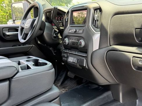 New 2026 GMC Sierra 2500 Pro w/ Convenience Package AWD/4WD image 10