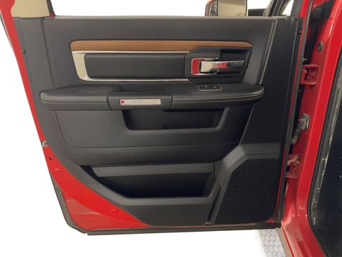 Used 2013 RAM 1500 Laramie w/ Convenience Group image 17