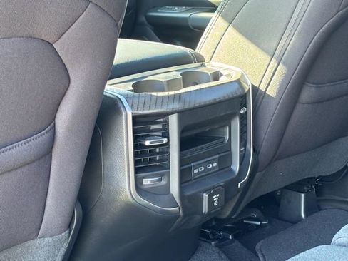 New 2026 RAM 1500 4x4 Crew Cab image 27