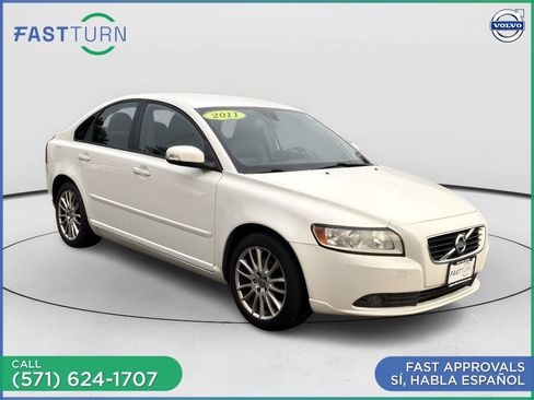 Used 2011 Volvo S40 T5 FWD image 3