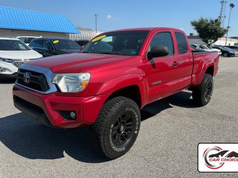 Used 2013 Toyota Tacoma 4x4 Access Cab V6 w/ SR5 Pkg image 1