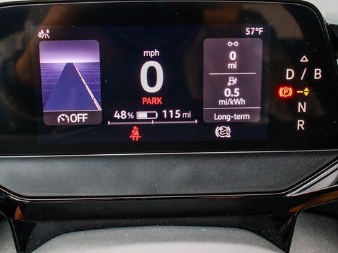 Used 2022 Volkswagen ID.4 Pro image 16