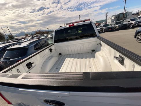Used 2021 Ford F150 Lariat w/ FX4 Off-Road Package AWD/4WD image 27
