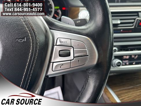 Used 2018 BMW 750i xDrive AWD/4WD image 23