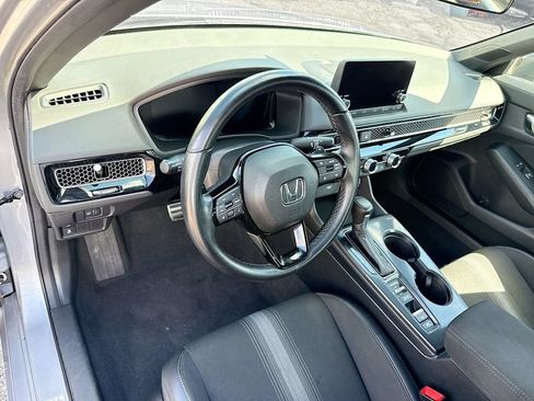 Used 2022 Honda Civic Sport image 10