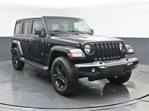 Used 2020 Jeep Wrangler Unlimited Sahara image 4