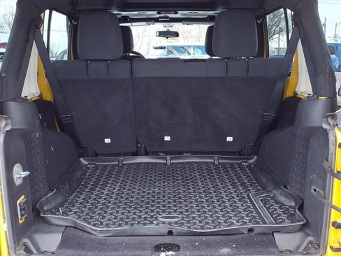 Used 2011 Jeep Wrangler Unlimited Sport image 13