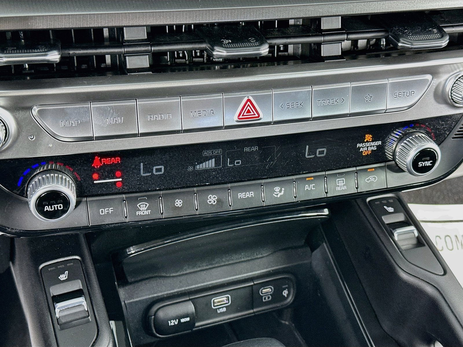 Used 2025 Kia Telluride S FWD image 20