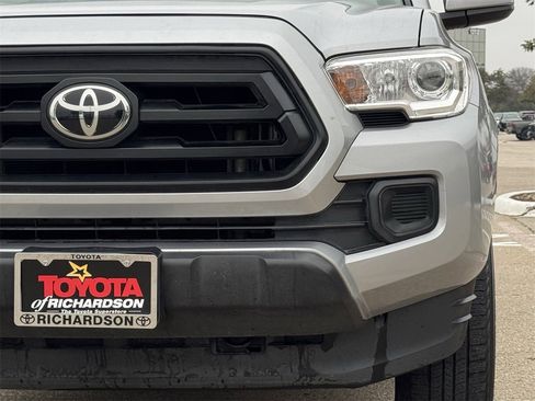 Used 2020 Toyota Tacoma SR image 8