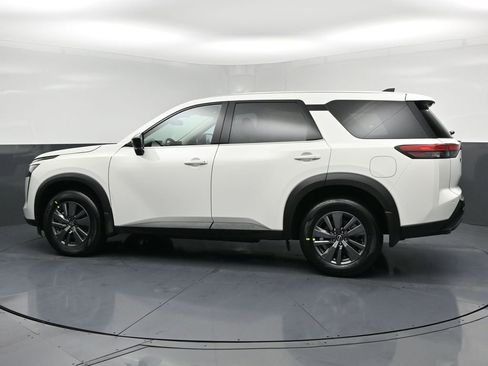 New 2026 Nissan Pathfinder S AWD/4WD image 28