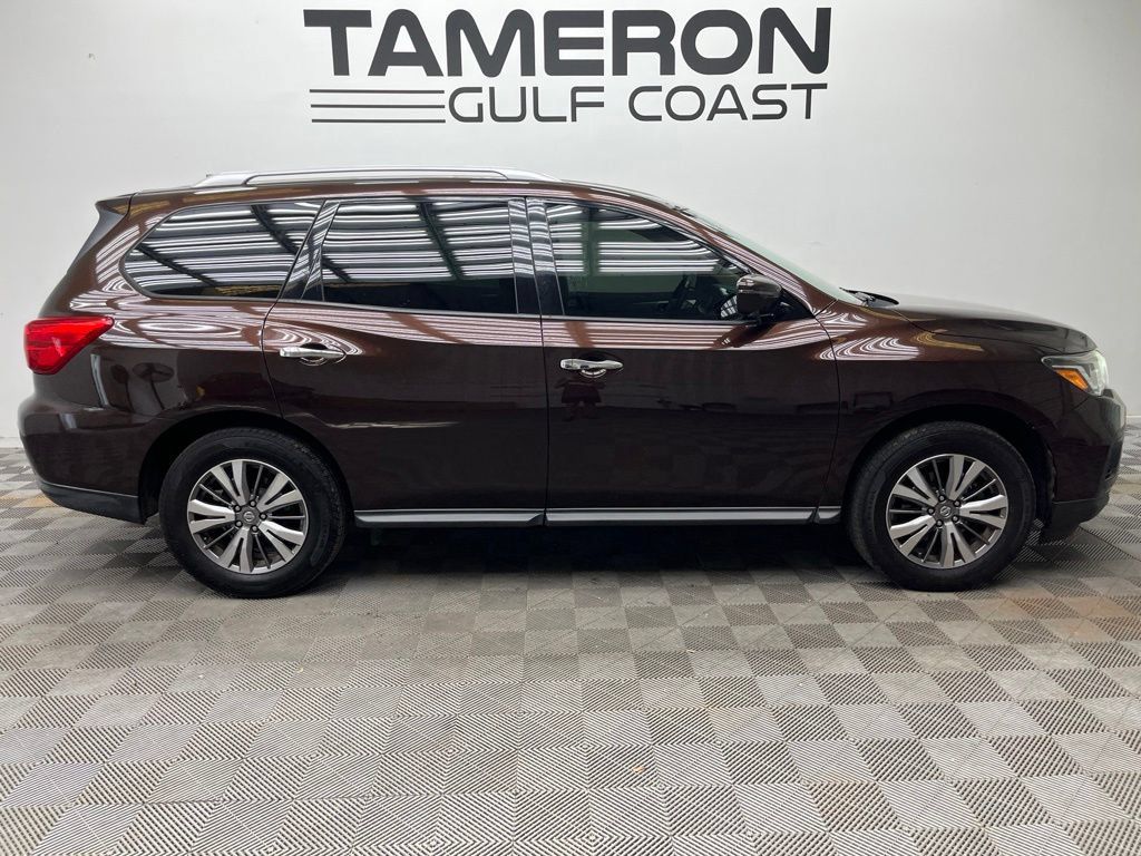 Used 2020 Nissan Pathfinder SL FWD image 4