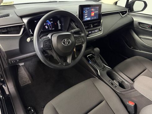 Used 2026 Toyota Corolla LE FWD image 12