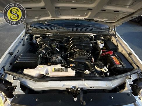 Used 2009 Ford Explorer Sport Trac Limited image 27