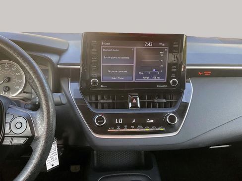 Used 2022 Toyota Corolla LE FWD image 7