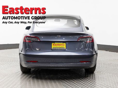 Used 2023 Tesla Model 3 Standard Range image 6