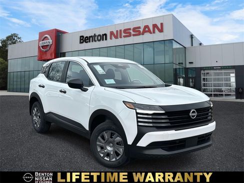 New 2026 Nissan Kicks S image 1