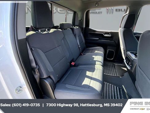 Used 2024 Chevrolet Silverado 1500 RST w/ Convenience Package II AWD/4WD image 21