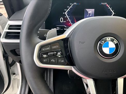 Used 2025 BMW 330i Sedan w/ M Sport Package RWD image 24