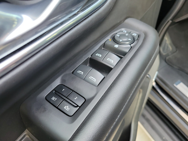Used 2024 Chevrolet Tahoe LT AWD/4WD image 13