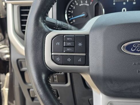 Used 2023 Ford Expedition XLT AWD/4WD image 30
