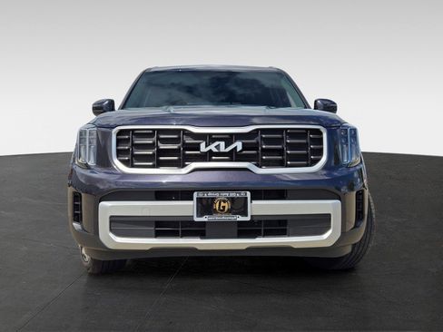 Used 2025 Kia Telluride S image 2