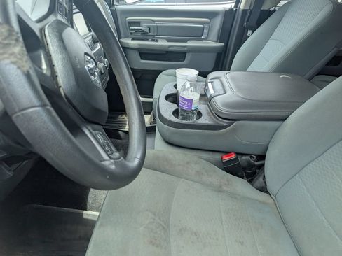 Used 2019 RAM 1500 Classic SLT RWD image 7