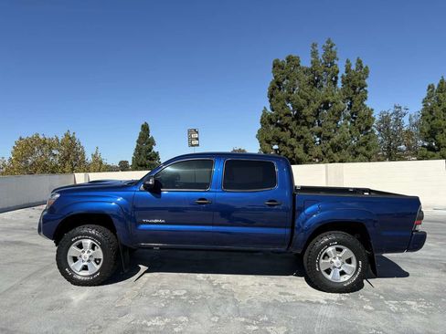 Used 2015 Toyota Tacoma PreRunner image 10
